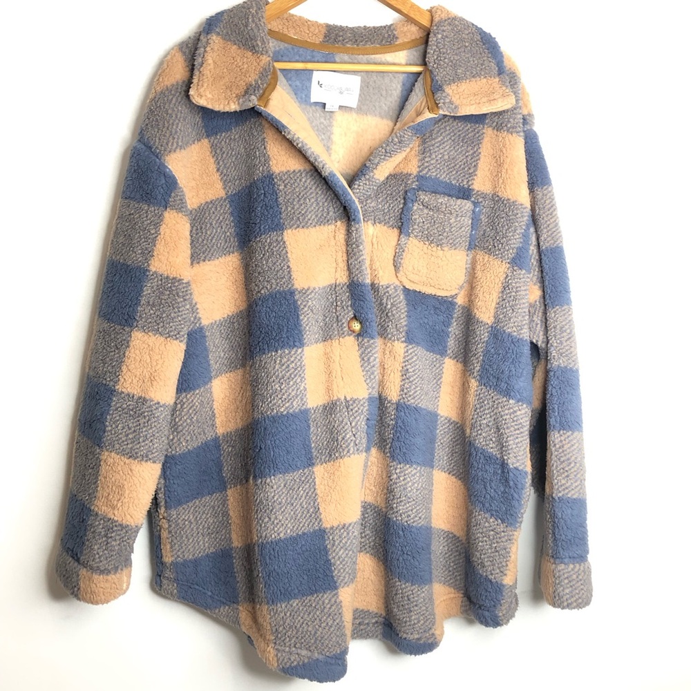 Koolaburra by UGG Brushed Sherpa Cozy Shacket blue tan/brown plaid SZ 1X D11 - Picture 2 of 6